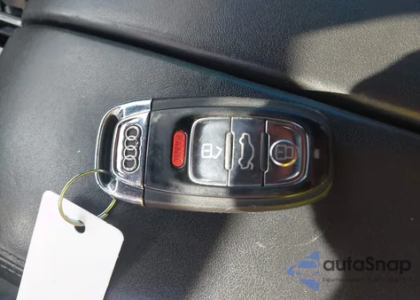 2014 Audi S8 4.0T z USA, uszkodzony, nr VIN WAUD2AFD9EN004471